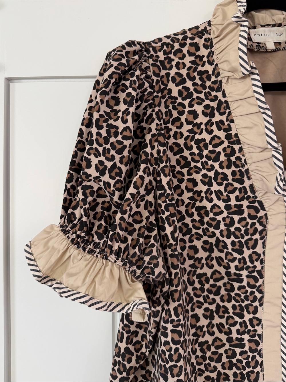 Entro Leopard Print Ruffle Sleeve Top - Picture 6 of 11